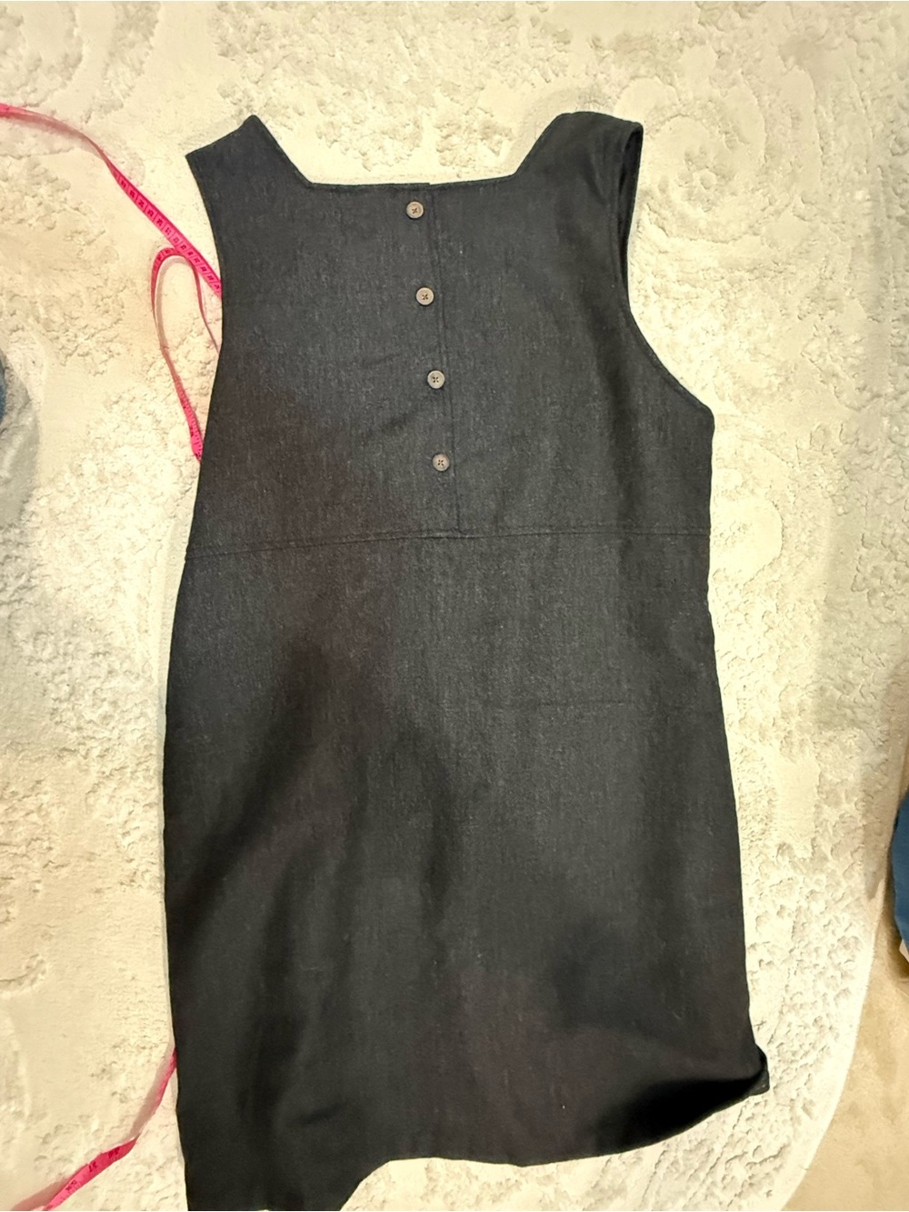 Dress - Picture 8 of 9